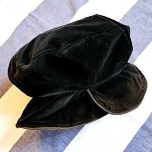 Vintage 90s Black Velvet Bucket Hat M